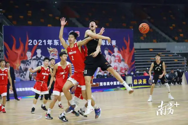 业余爱好者如何进行高难度篮球训练_0